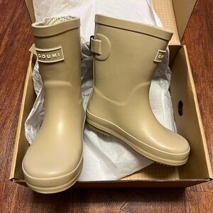 NIB Goumi Kids Dune Muddies SZ 2 Rain Boots Youth Pull On